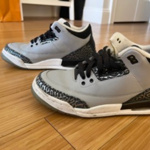 Jordan 3 Retro - Picture 2 of 5